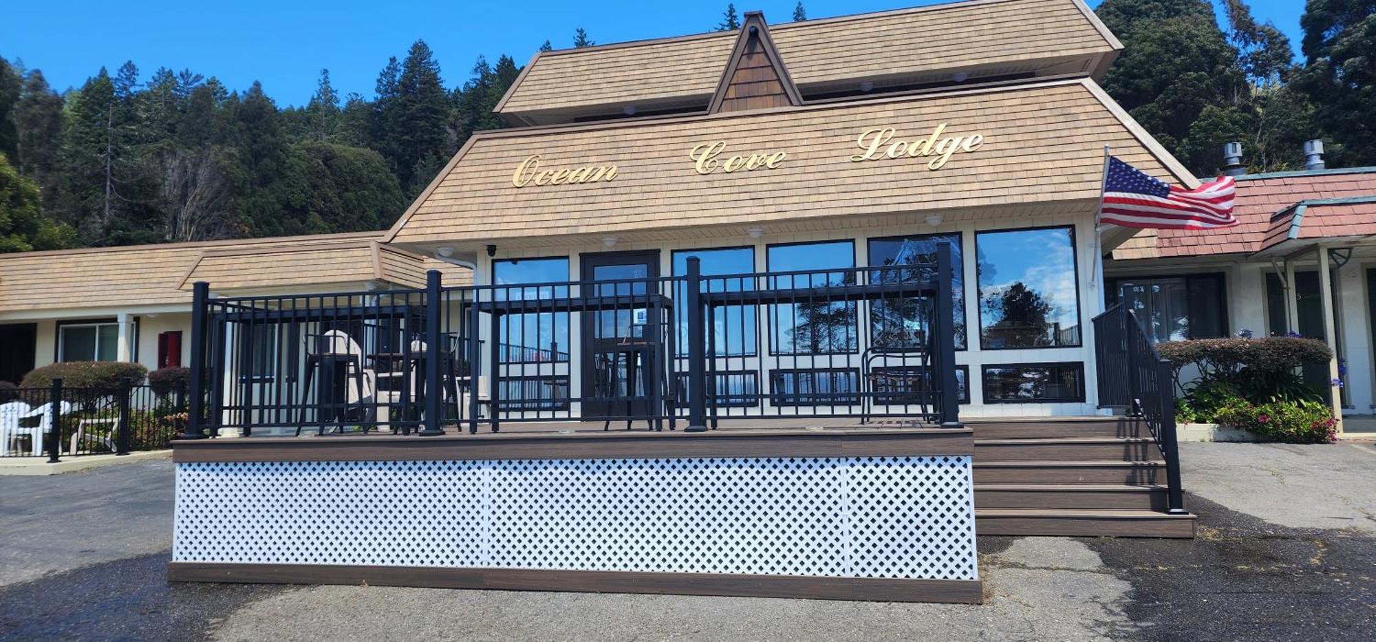 Ocean Cove Lodge Bar & Grill Walsh Landing Exterior foto